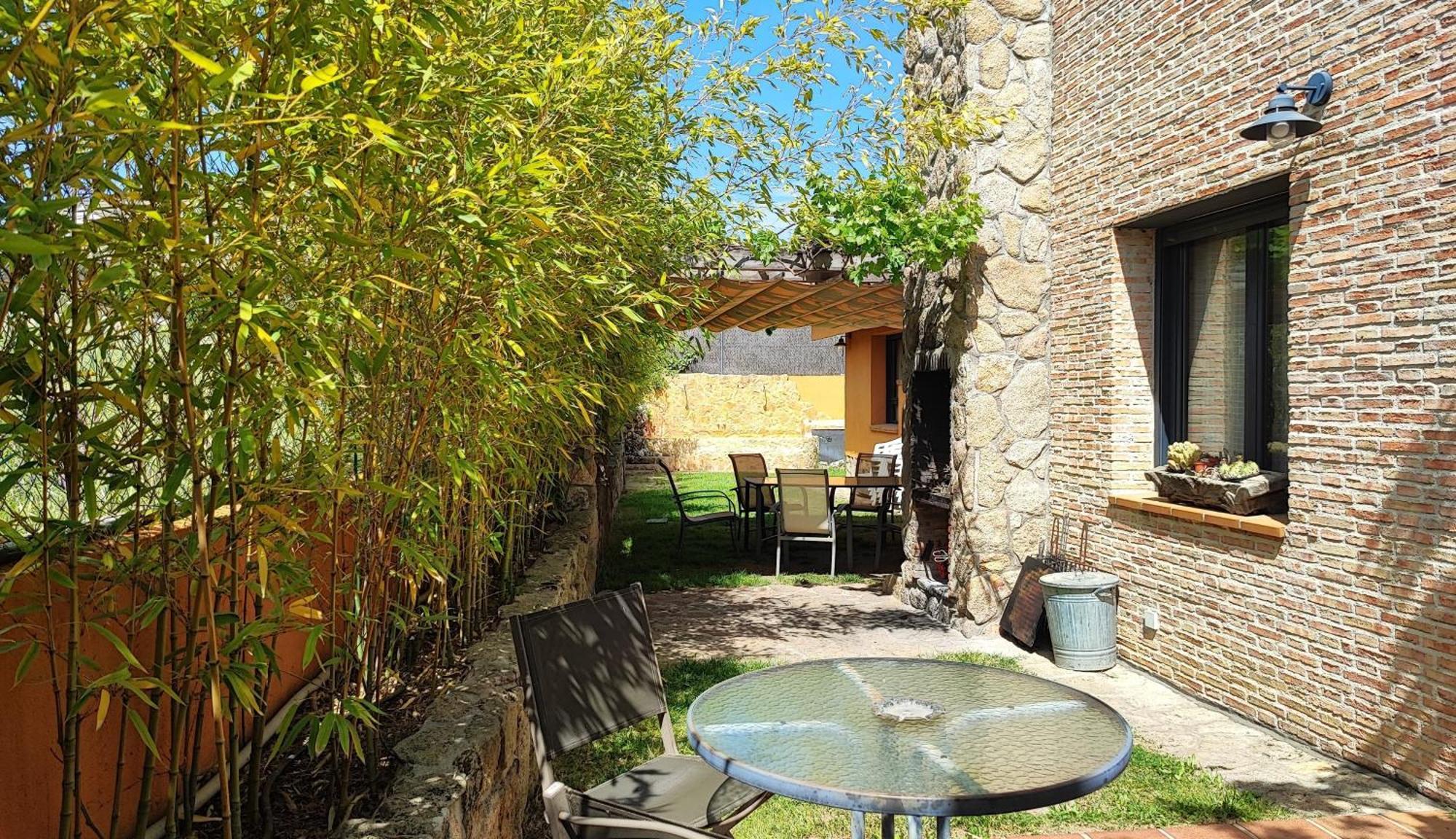 Casa Vargas Pedrezuela